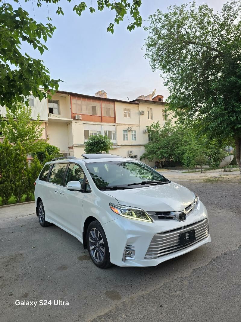 Toyota Sienna 2019 - 435 000 TMT - 30 mkr - img 2