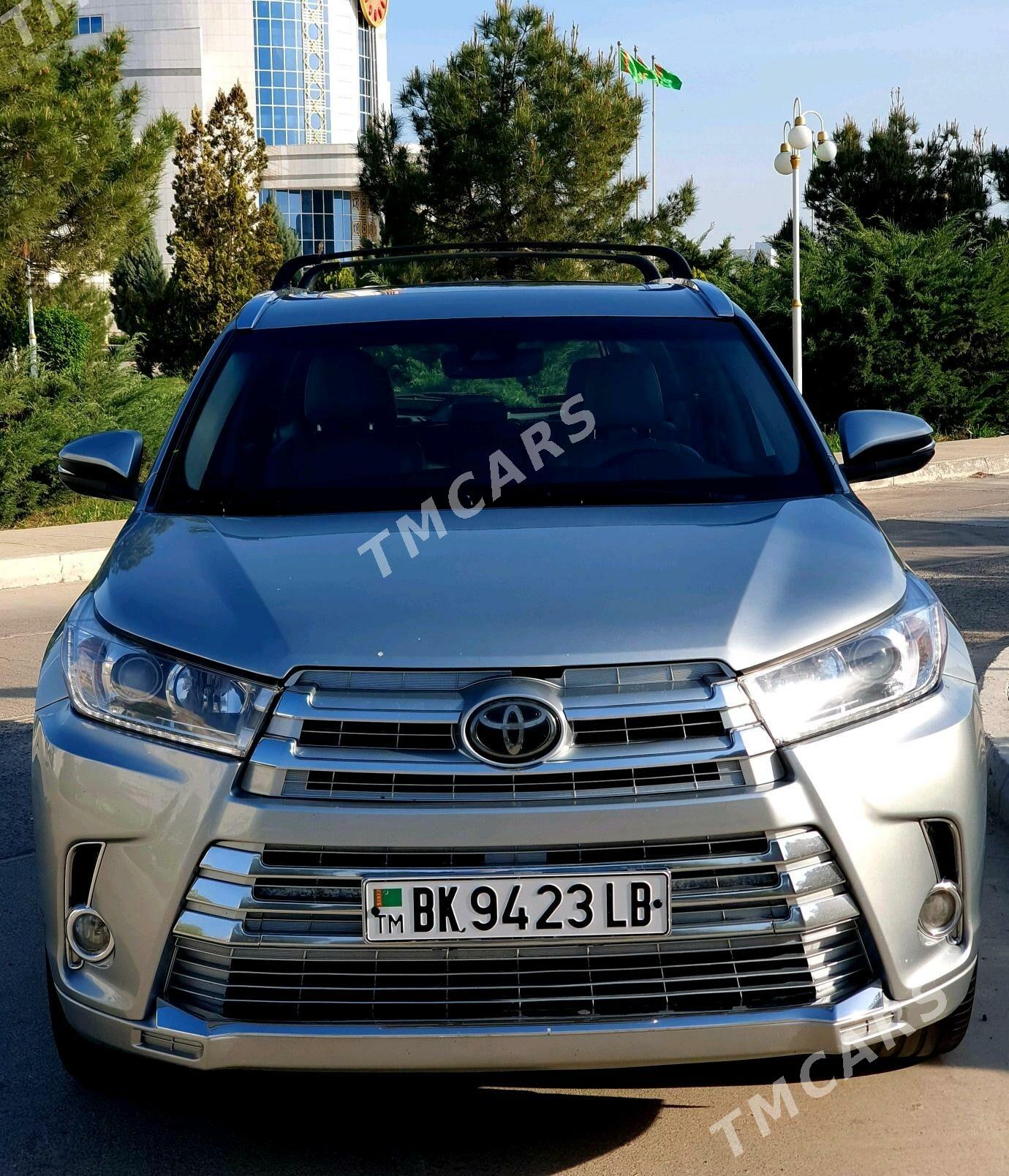 Toyota Highlander 2018 - 480 000 TMT - Türkmenabat - img 9