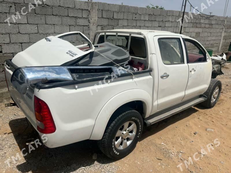 Toyota Hilux 2008 - 158 000 TMT - Garadamak Şor - img 5