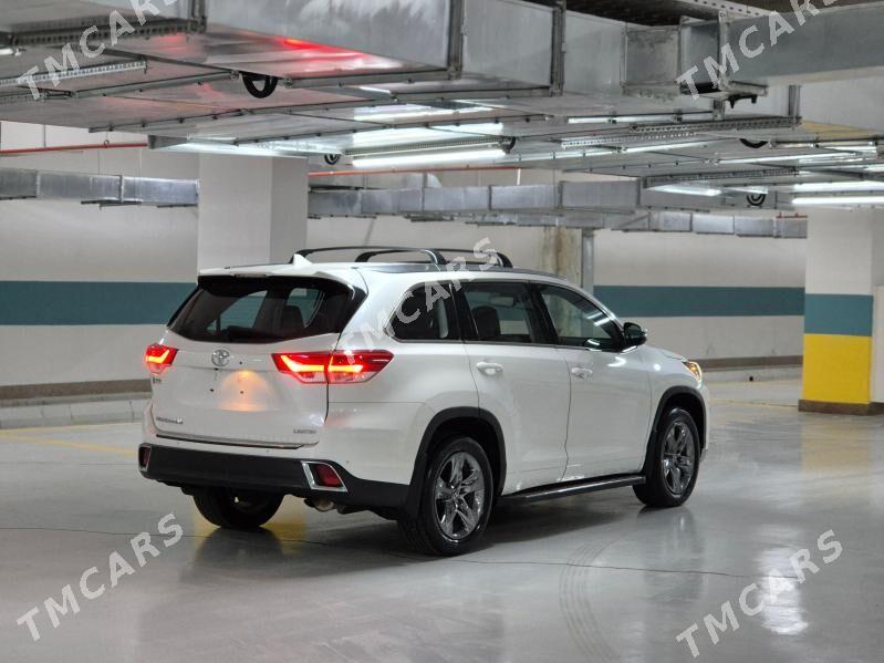 Toyota Highlander 2018 - 495 000 TMT - Ашхабад - img 8