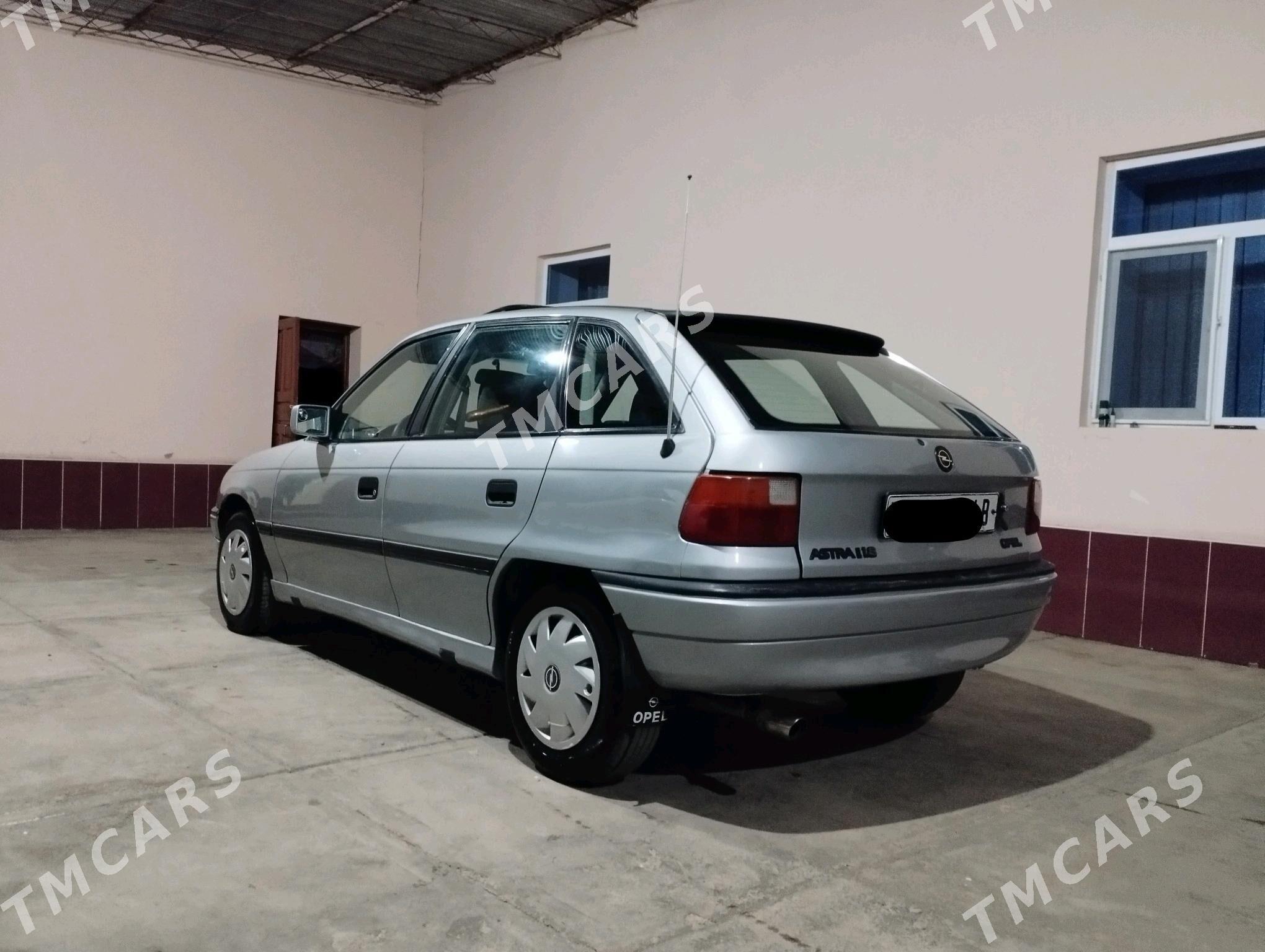 Opel Astra 1993 - 38 000 TMT - Türkmenabat - img 3