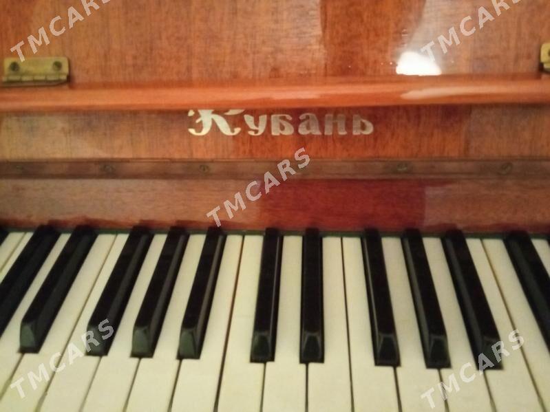пианино "Кубань" - Daşoguz - img 2