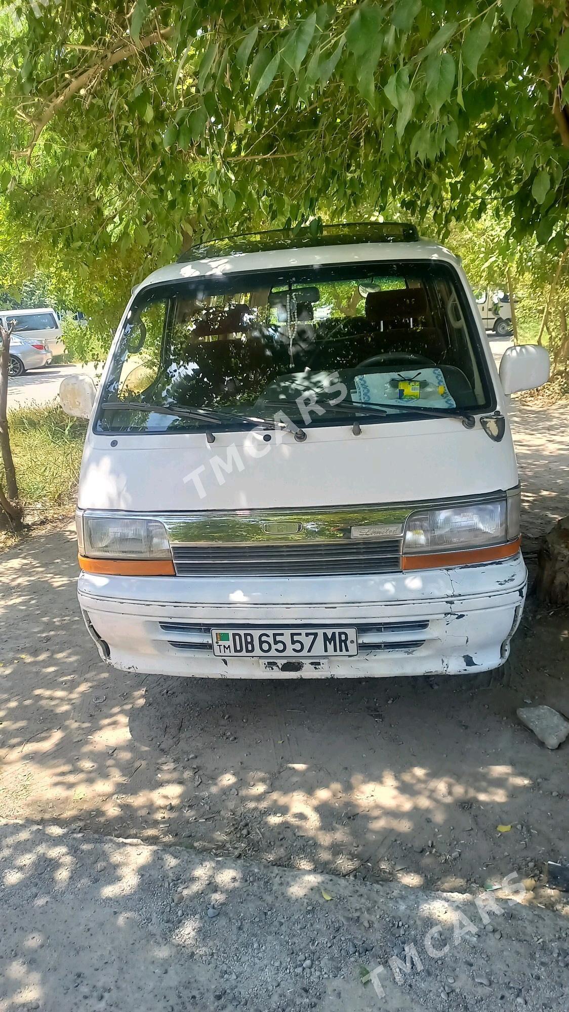 Toyota Hiace 1990 - 50 000 TMT - Мары - img 4