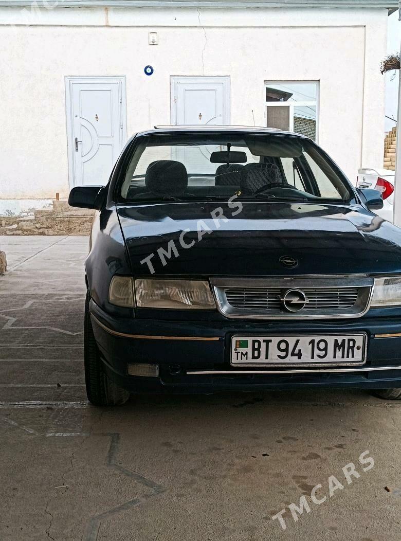 Opel Vectra 1989 - 22 000 TMT - Mary - img 2