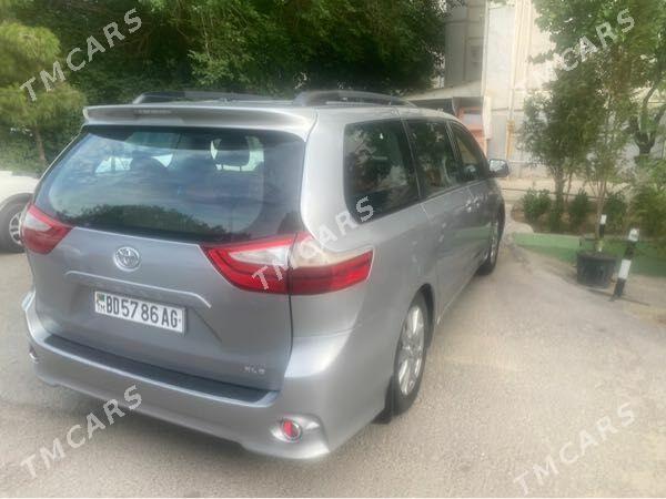 Toyota Sienna 2015 - 320 000 TMT - Ашхабад - img 4