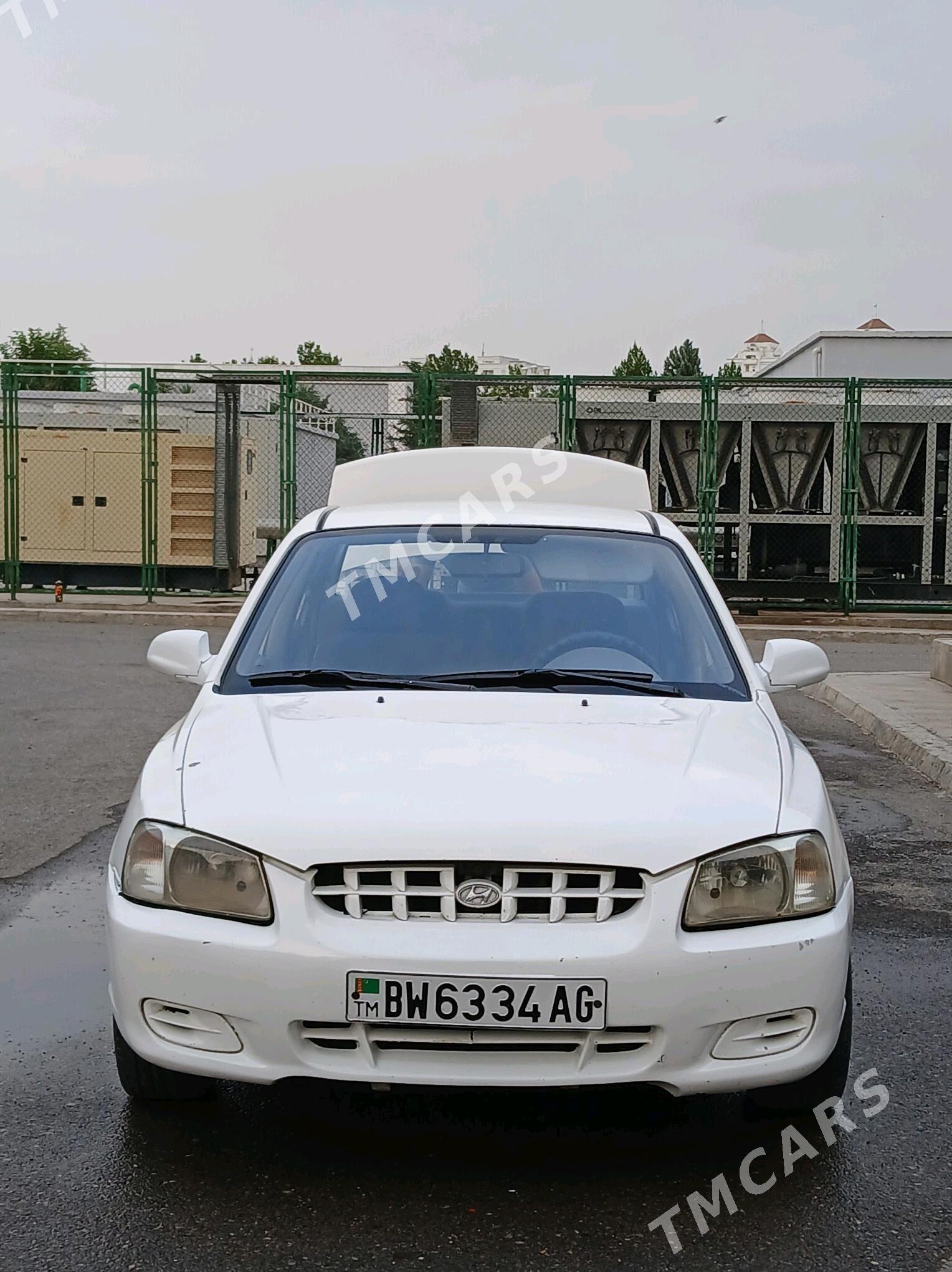 Hyundai Accent 2000 - 43 000 TMT - ул. Московская (10 йыл абаданчылык ш.) - img 4