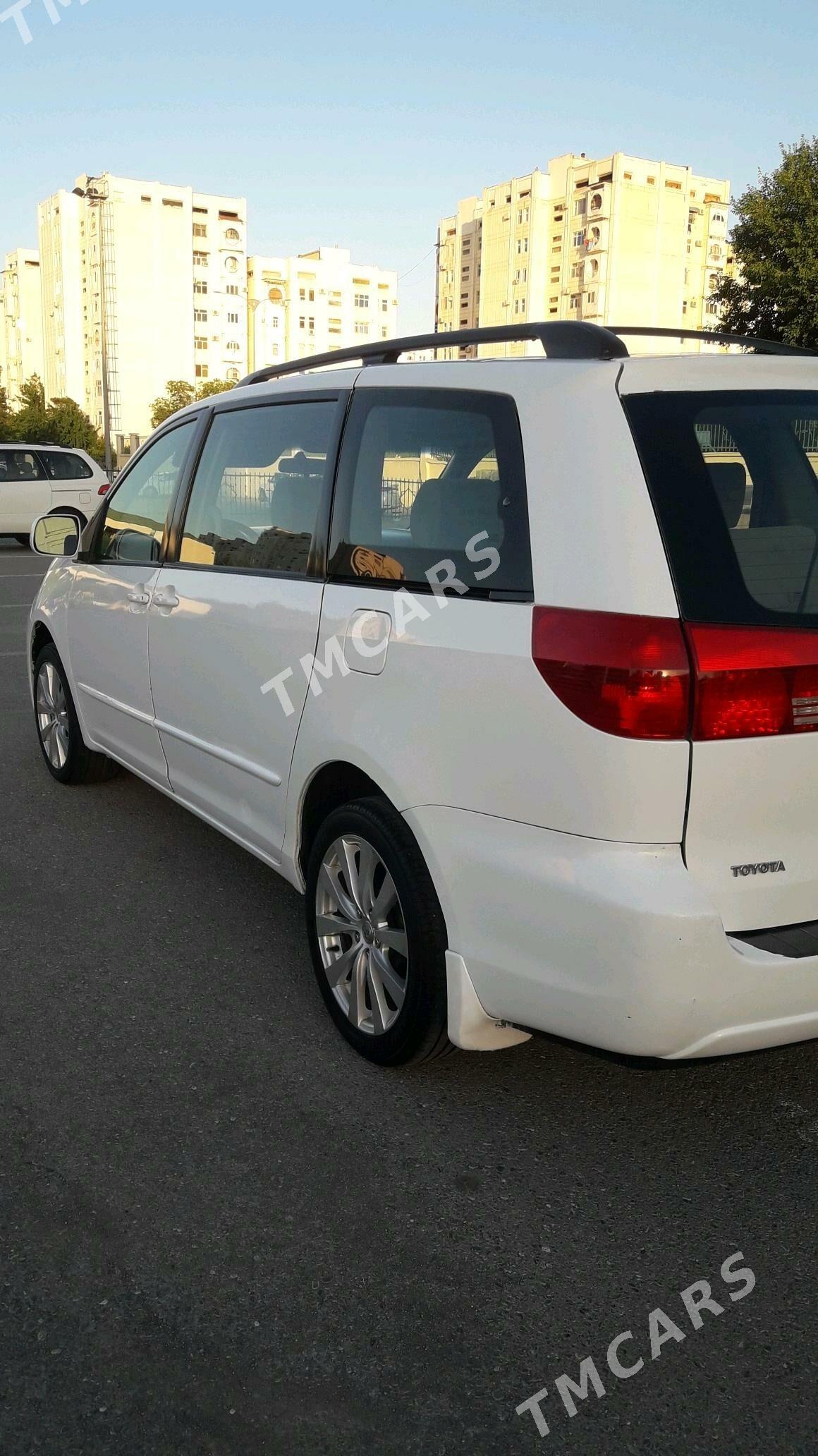 Toyota Sienna 2003 - 150 000 TMT - Мир 1 - img 4