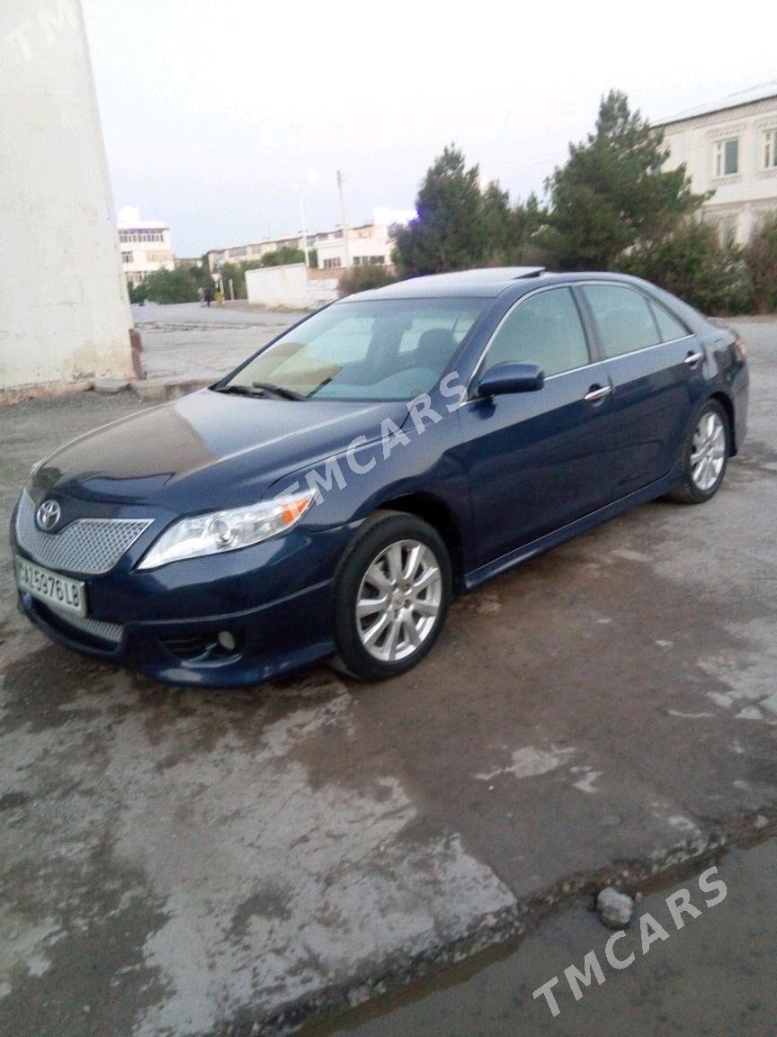 Toyota Camry 2010 - 170 000 TMT - Çärjew - img 2