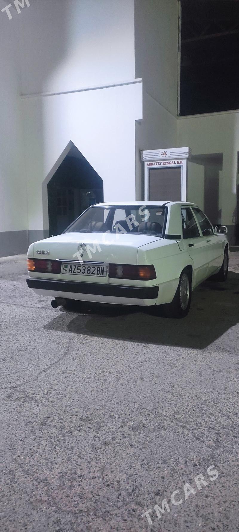 Mercedes-Benz 190E 1988 - 20 000 TMT - Türkmenbaşy - img 9