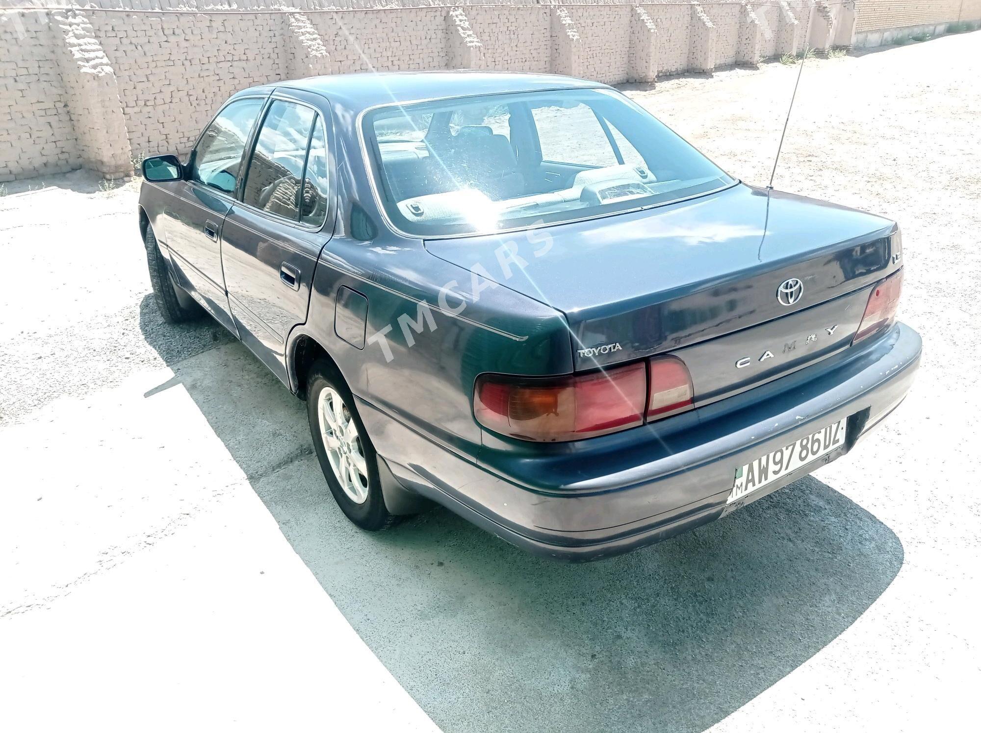 Toyota Camry 1995 - 66 000 TMT - Köneürgenç - img 3