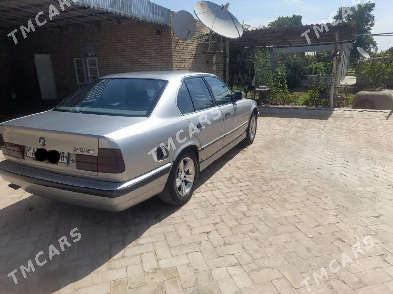 BMW 525 1990 - 50 000 TMT - Мары - img 4