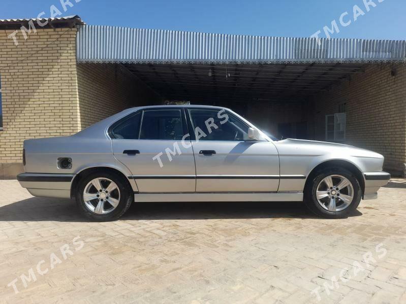 BMW 525 1990 - 50 000 TMT - Мары - img 6