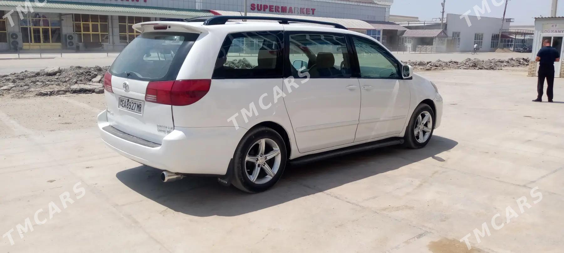 Toyota Sienna 2004 - 190 000 TMT - Векильбазар - img 7