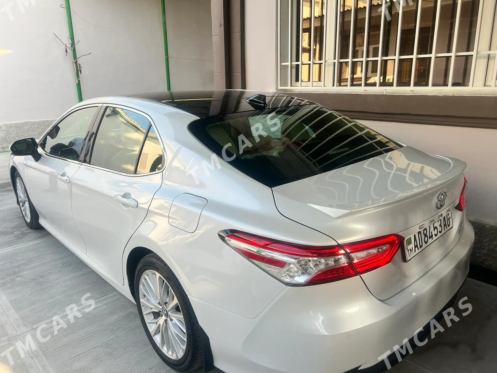 Toyota Camry 2018 - 430 000 TMT - Aşgabat - img 3