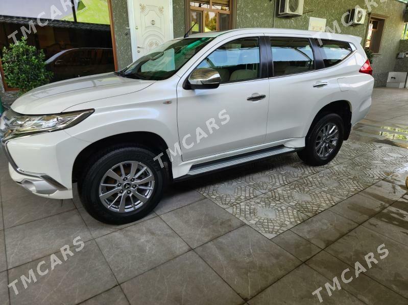 Mitsubishi Montero Sport 2019 - 395 000 TMT - Ашхабад - img 2