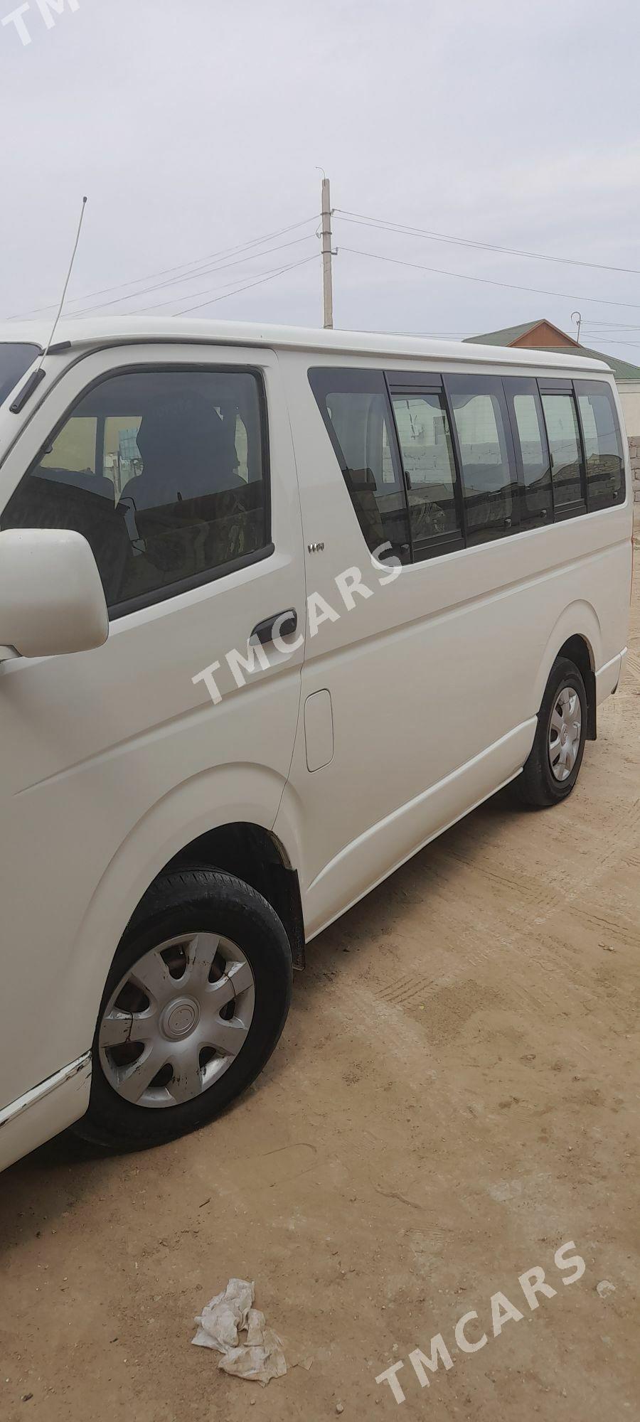 Toyota Hiace 2006 - 200 000 TMT - Эсенгулы - img 3