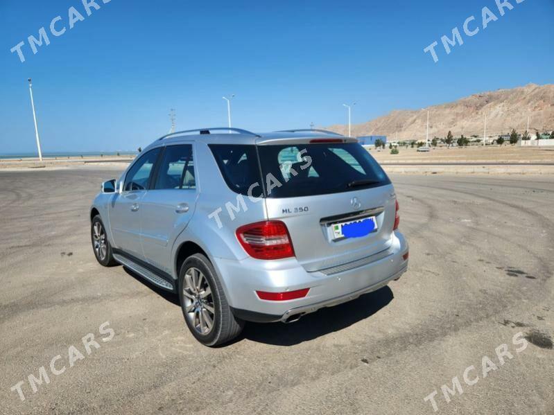 Mercedes-Benz ML350 2011 - 310 000 TMT - Туркменбаши - img 4