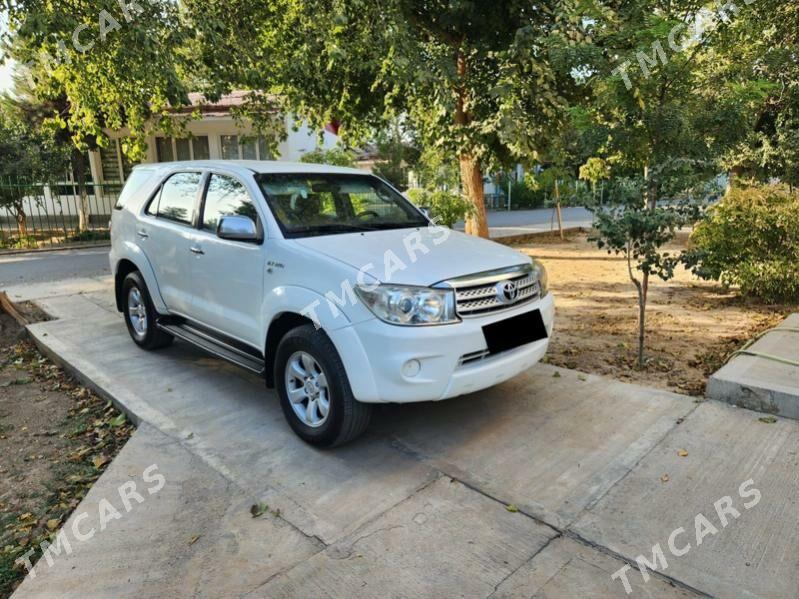 Toyota Fortuner 2010 - 290 000 TMT - Ашхабад - img 7