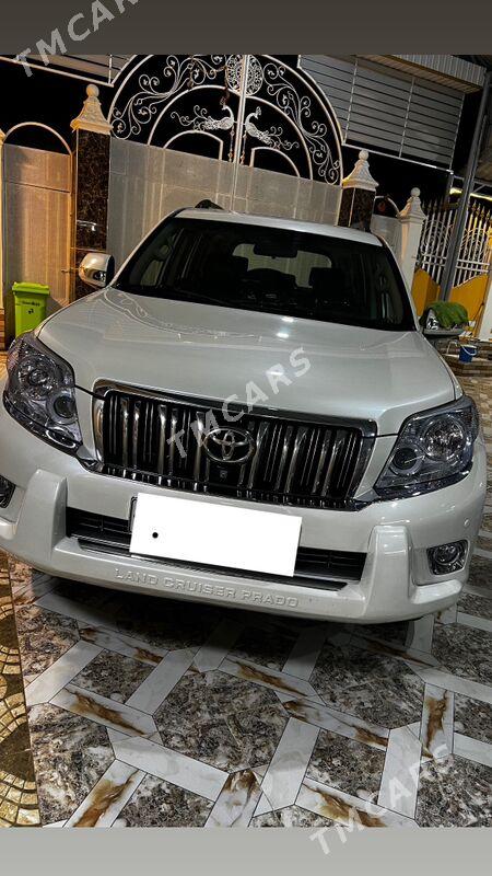 Toyota Land Cruiser Prado 2010 - 680 000 TMT - Бузмеин - img 2