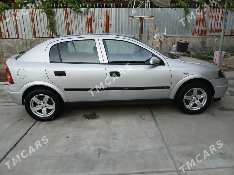 Opel Astra 1999 - 65 000 TMT - Кëши - img 8