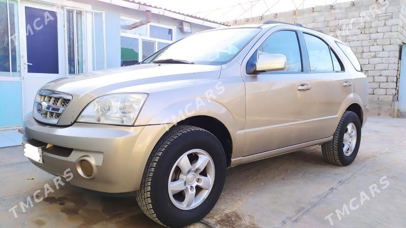 Kia Sorento 2005 - 110 000 TMT - Ak bugdaý etraby - img 3