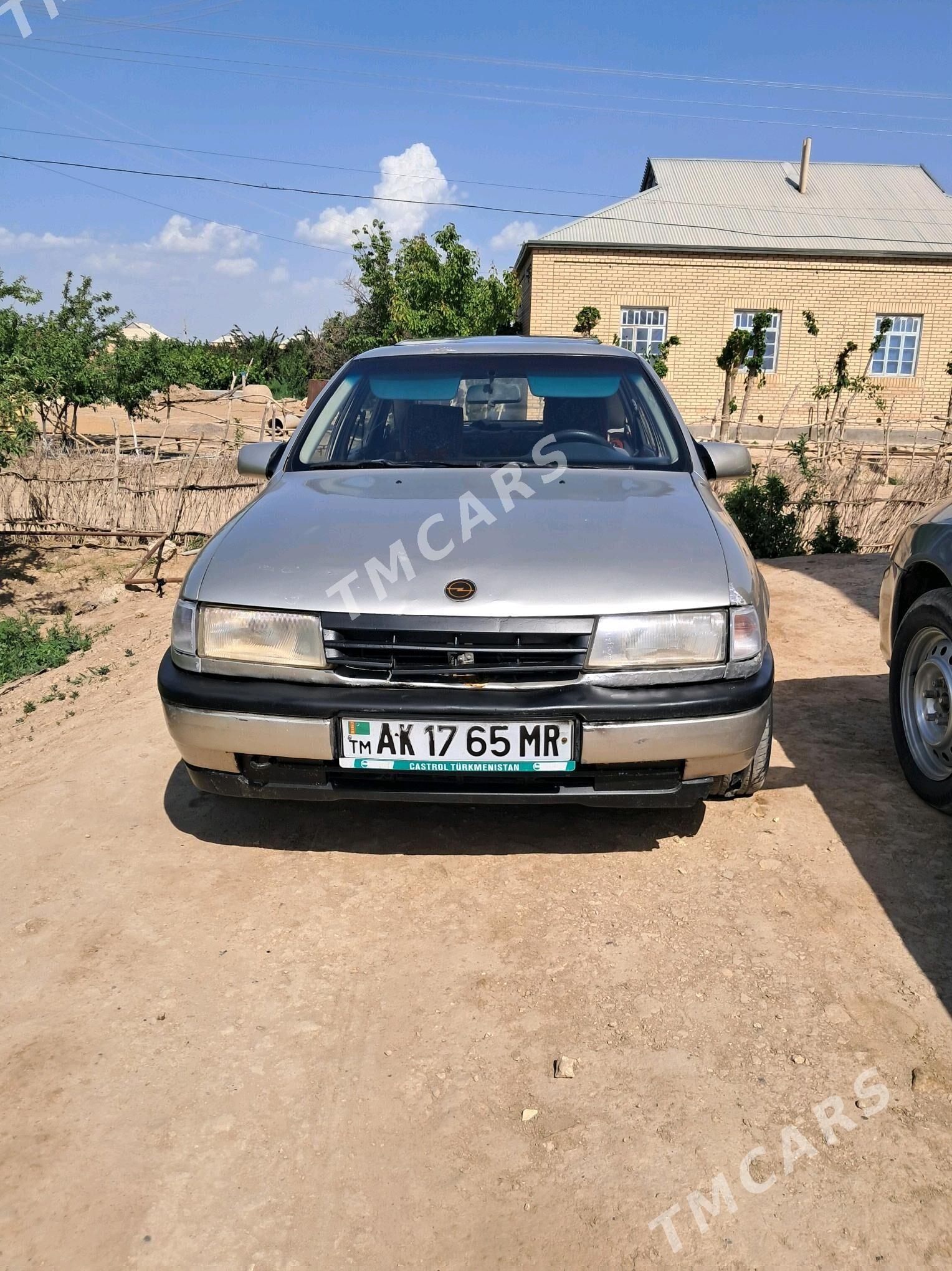 Opel Vectra 1991 - 26 000 TMT - Сакарчага - img 6