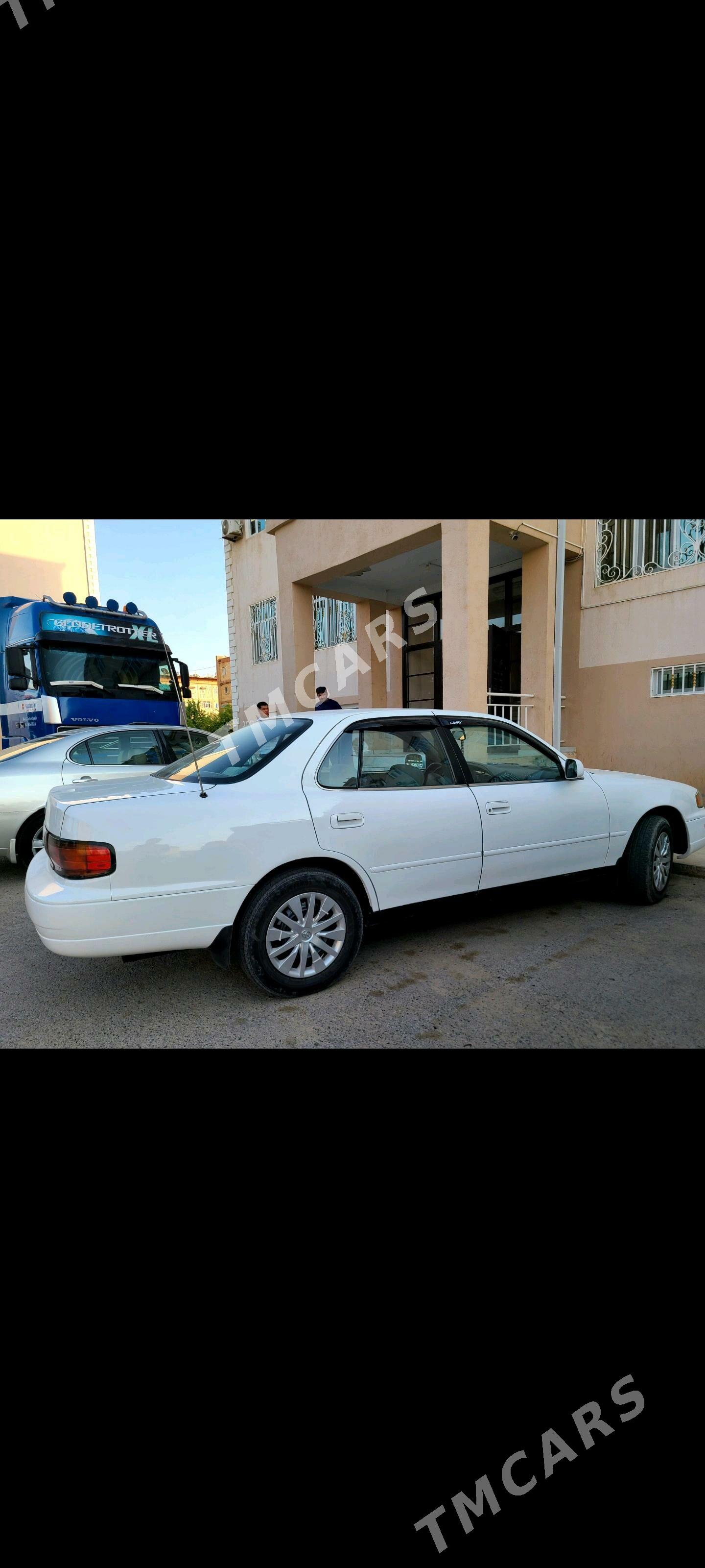 Toyota Camry 1993 - 71 000 TMT - Мары - img 4