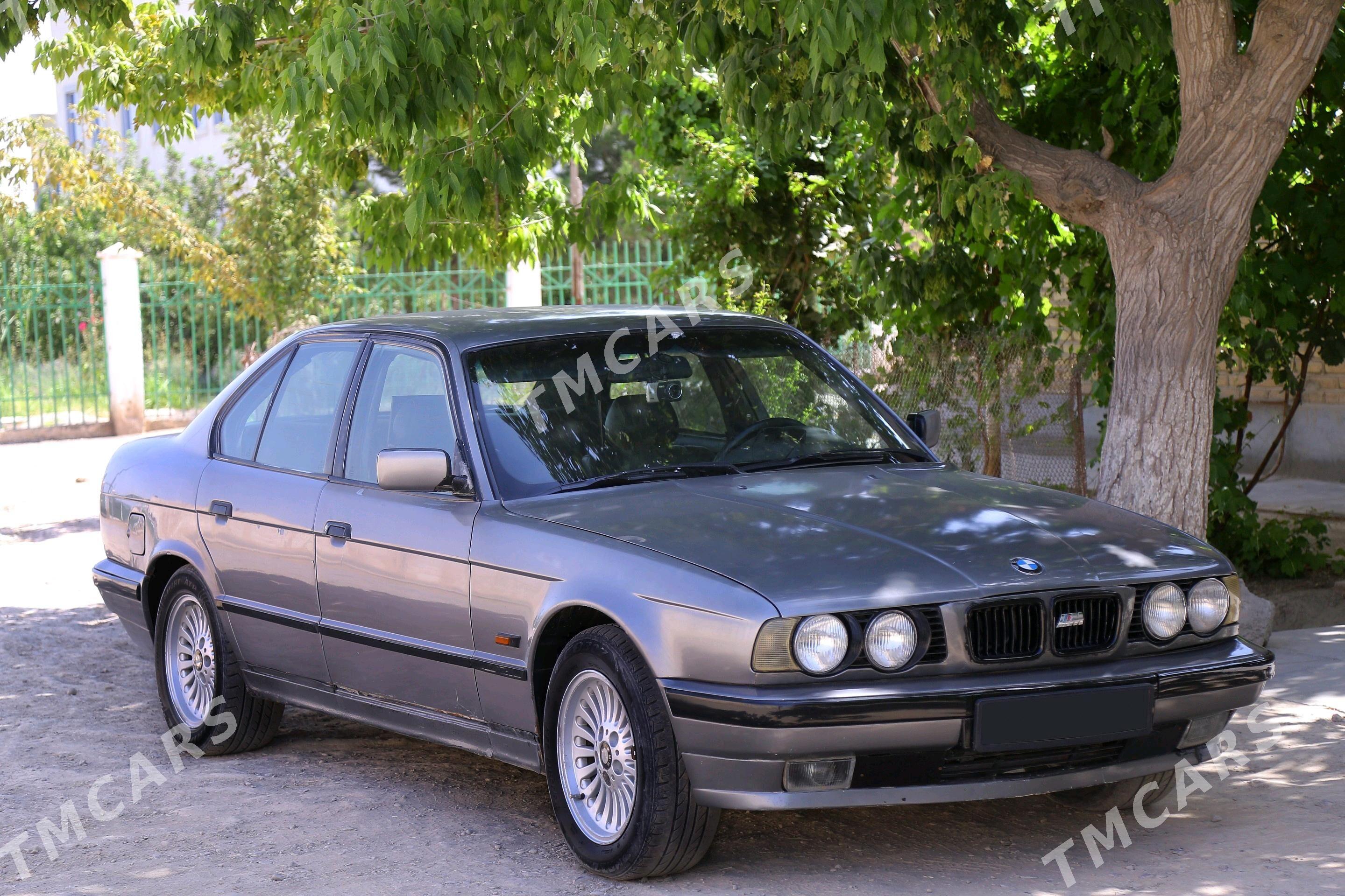 BMW 520 1992 - 42 000 TMT - Туркменгала - img 4