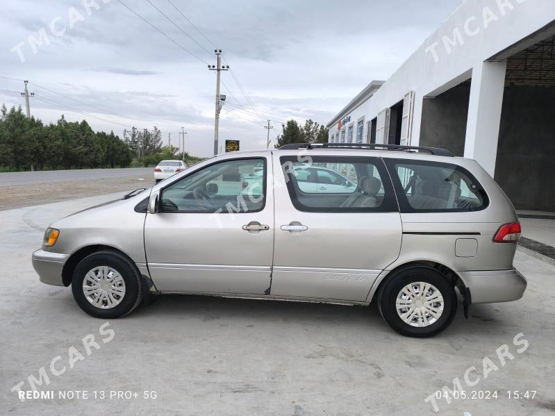 Toyota Sienna 2003 - 118 000 TMT - Векильбазар - img 2