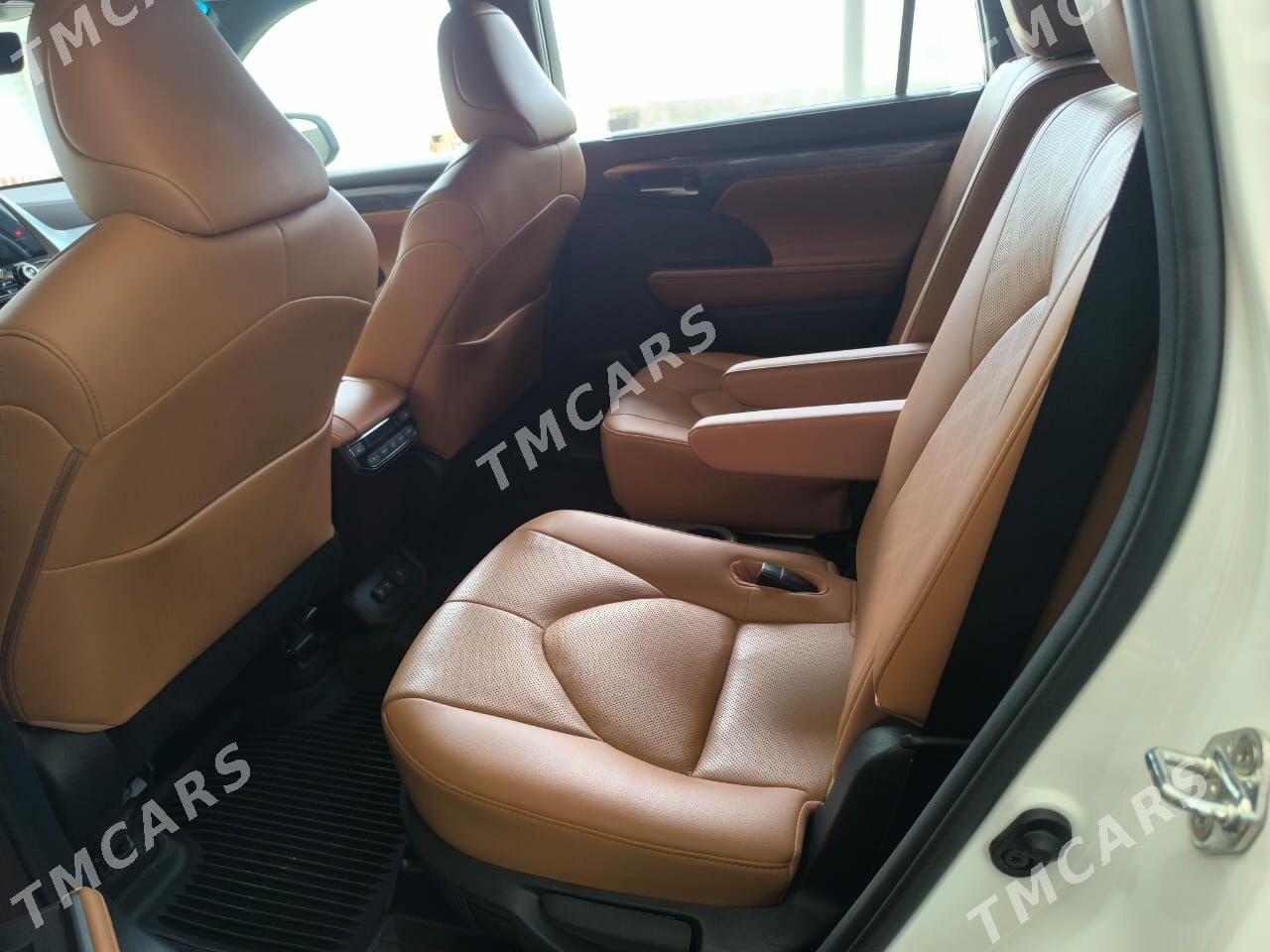 Toyota Highlander 2021 - 852 000 TMT - Ашхабад - img 5