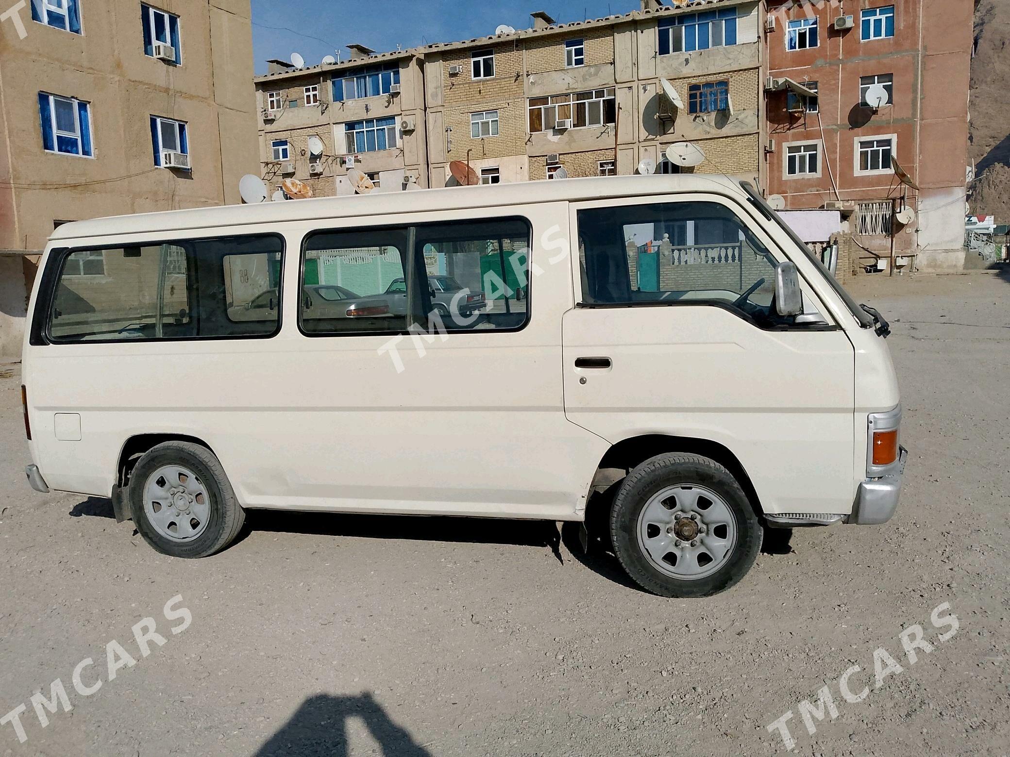 Toyota Hiace 1991 - 50 000 TMT - Балканабат - img 2