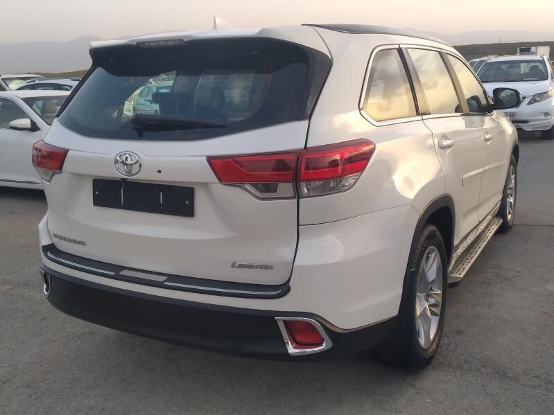 Toyota Highlander 2018 - 360 000 TMT - Ашхабад - img 2