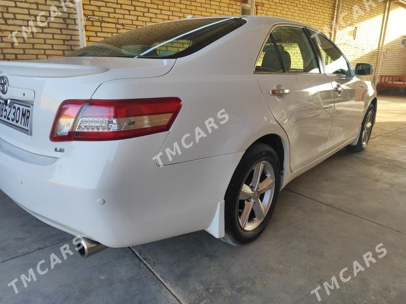 Toyota Camry 2010 - 150 000 TMT - Мары - img 3