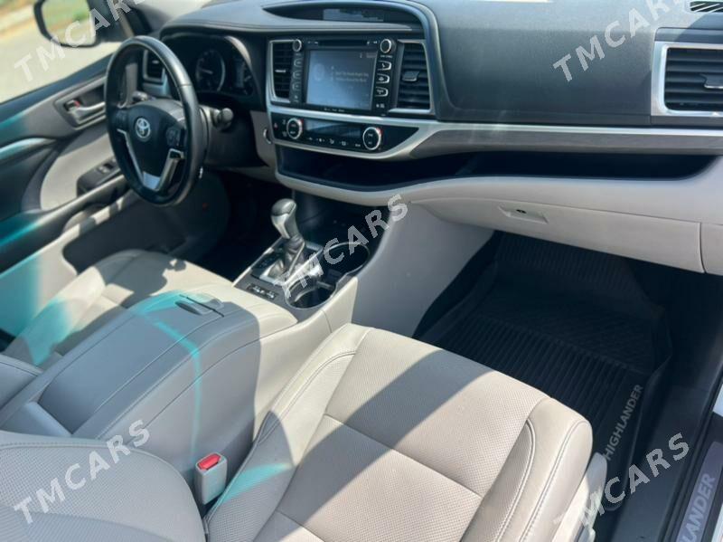 Toyota Highlander 2019 - 556 000 TMT - Ашхабад - img 10