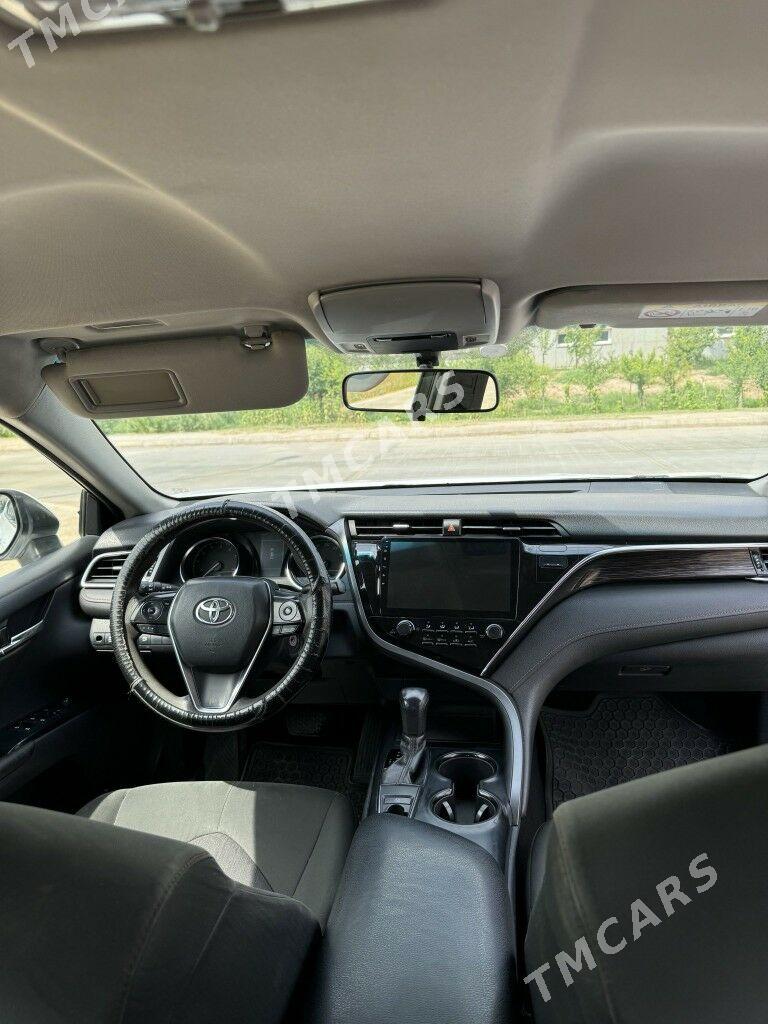 Toyota Camry 2018 - 215 000 TMT - Köşi - img 4