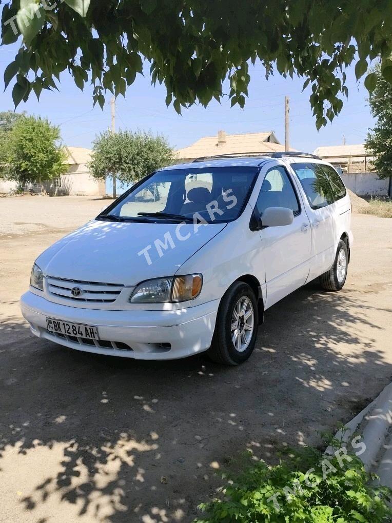 Toyota Sienna 2000 - 100 000 TMT - Tejen - img 3