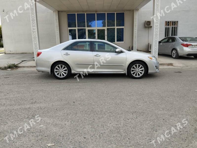 Toyota Camry 2013 - 234 000 TMT - Aşgabat - img 3