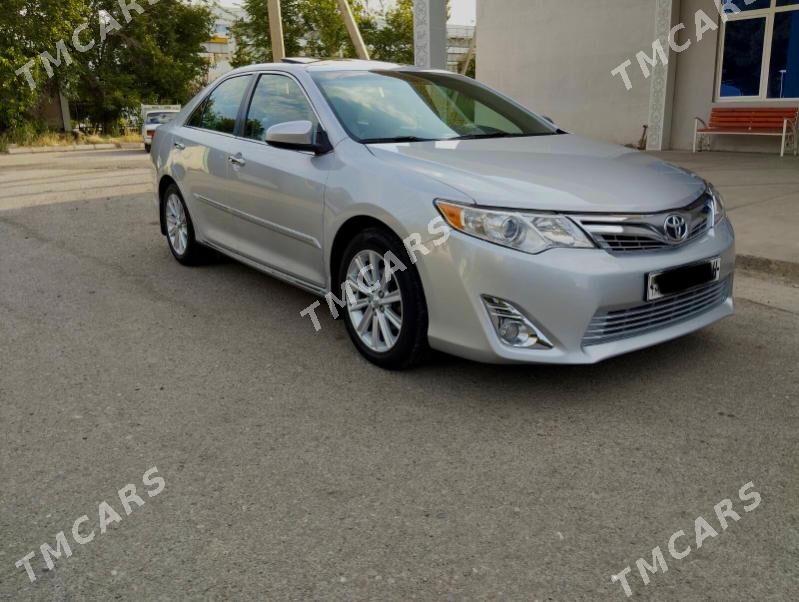 Toyota Camry 2013 - 234 000 TMT - Ашхабад - img 2