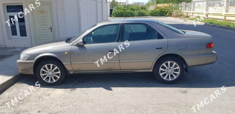 Toyota Camry 1998 - 110 000 TMT - Туркменабат - img 3