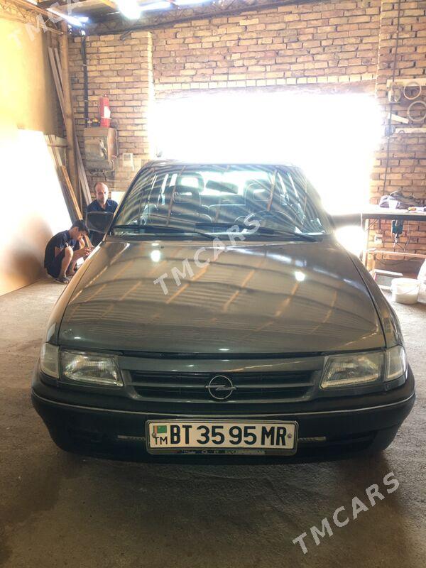 Opel Astra 1993 - 30 000 TMT - Мары - img 4