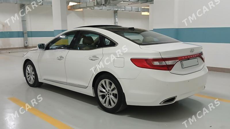 Hyundai Grandeur 2014 - 275 000 TMT - Ашхабад - img 4