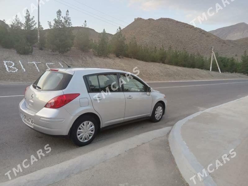 Nissan Versa 2012 - 115 000 TMT - 30 мкр - img 2