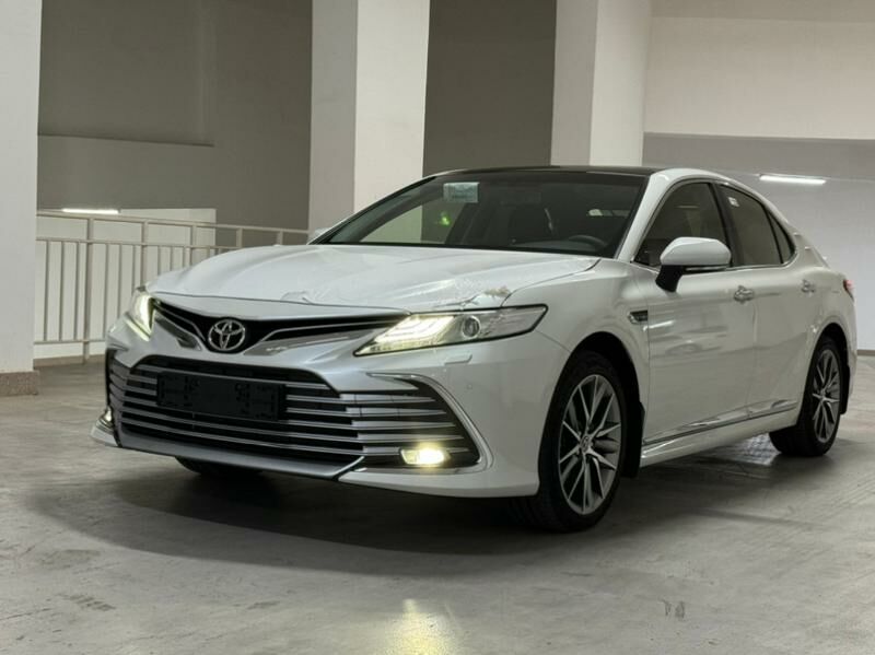 Toyota Camry 2023 - 840 000 TMT - Aşgabat - img 3