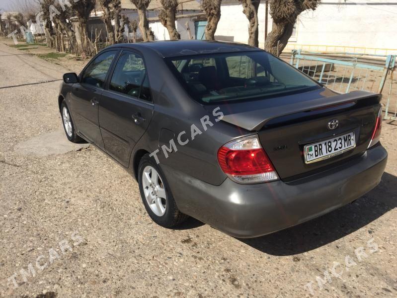 Toyota Camry 2003 - 120 000 TMT - Тагтабазар - img 5