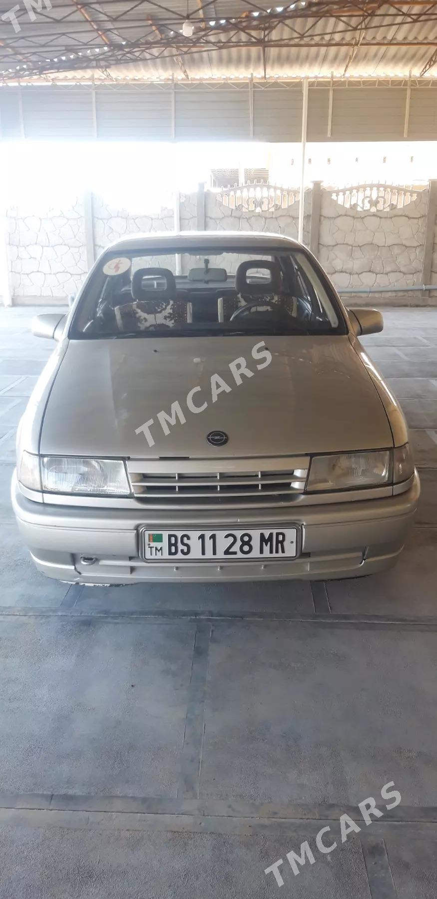 Opel Vectra 1992 - 35 000 TMT - Mary - img 4