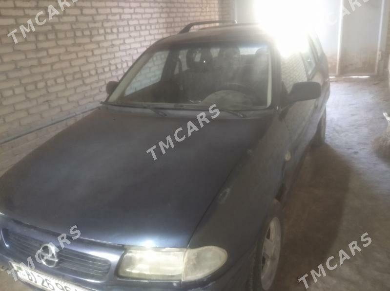 Opel Astra 1996 - 33 000 TMT - Саят - img 8