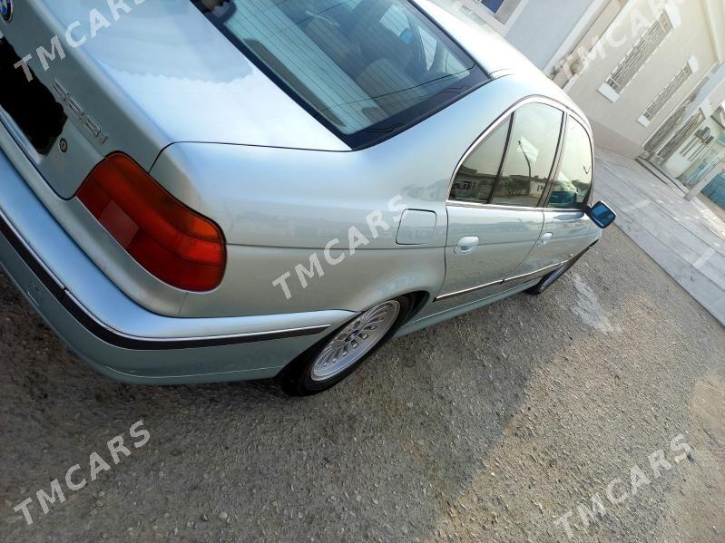 BMW 528 1998 - 70 000 TMT - Balkanabat - img 7