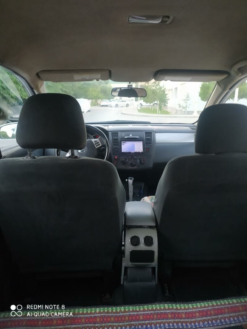 Nissan Versa 2010 - 100 000 TMT - Бахарден - img 10