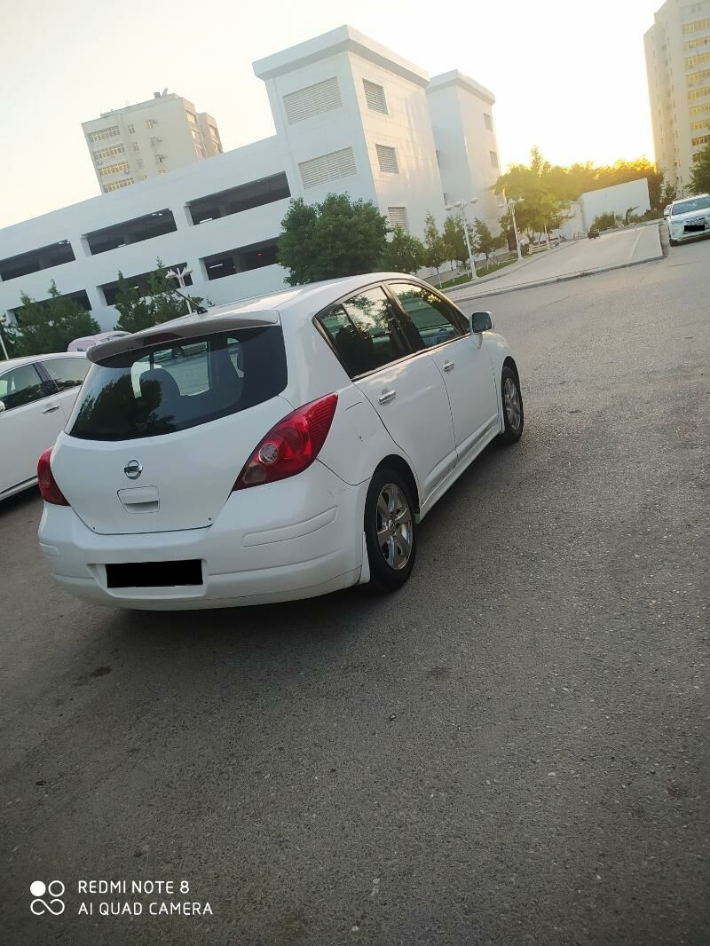 Nissan Versa 2010 - 100 000 TMT - Бахарден - img 7