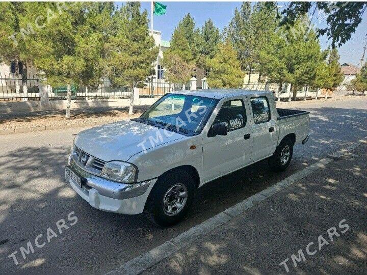 Nissan Navara 2009 - 135 000 TMT - Aşgabat - img 2